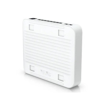 Switch PoE++ Gerenciável L3 Ubiquiti Unifi USW-PRO-8-POE-BR 8 Portas + 2 Portas 10G