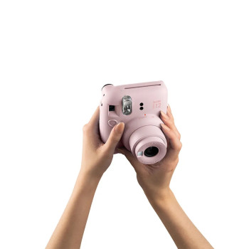 Kit Câmera Instax Mini 12 com pack 10 fotos Mermaid Tail e Bolsa Rosa