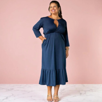 Vestido Longo Azul Marinho em Malha com Decote | Silva Shopping