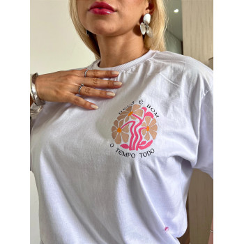 Camiseta Oversized Unissex Deus é Bom Branca Algodão | Silva Shopping